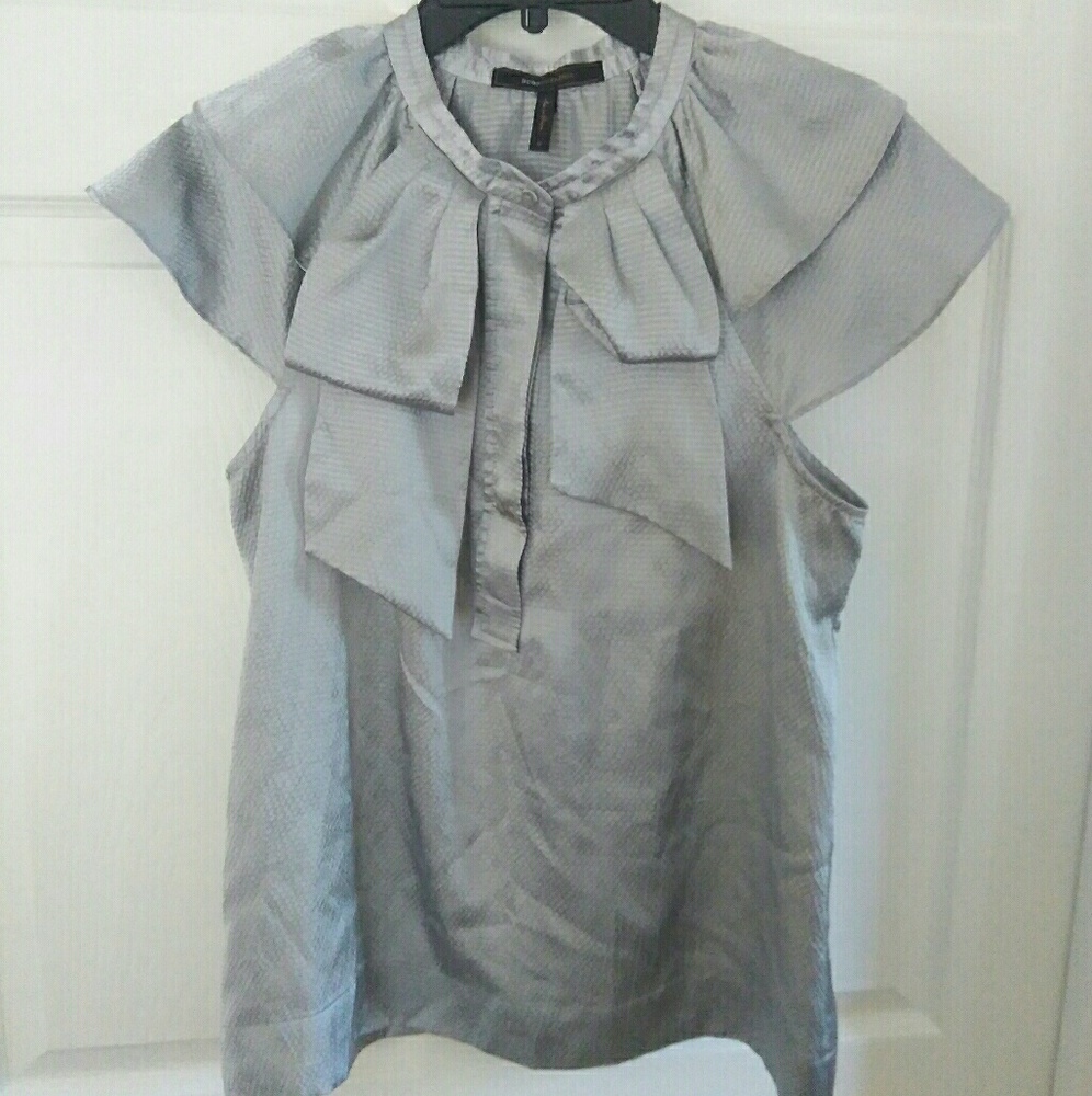 BCBGmaxazria short sleeve dressy blouse